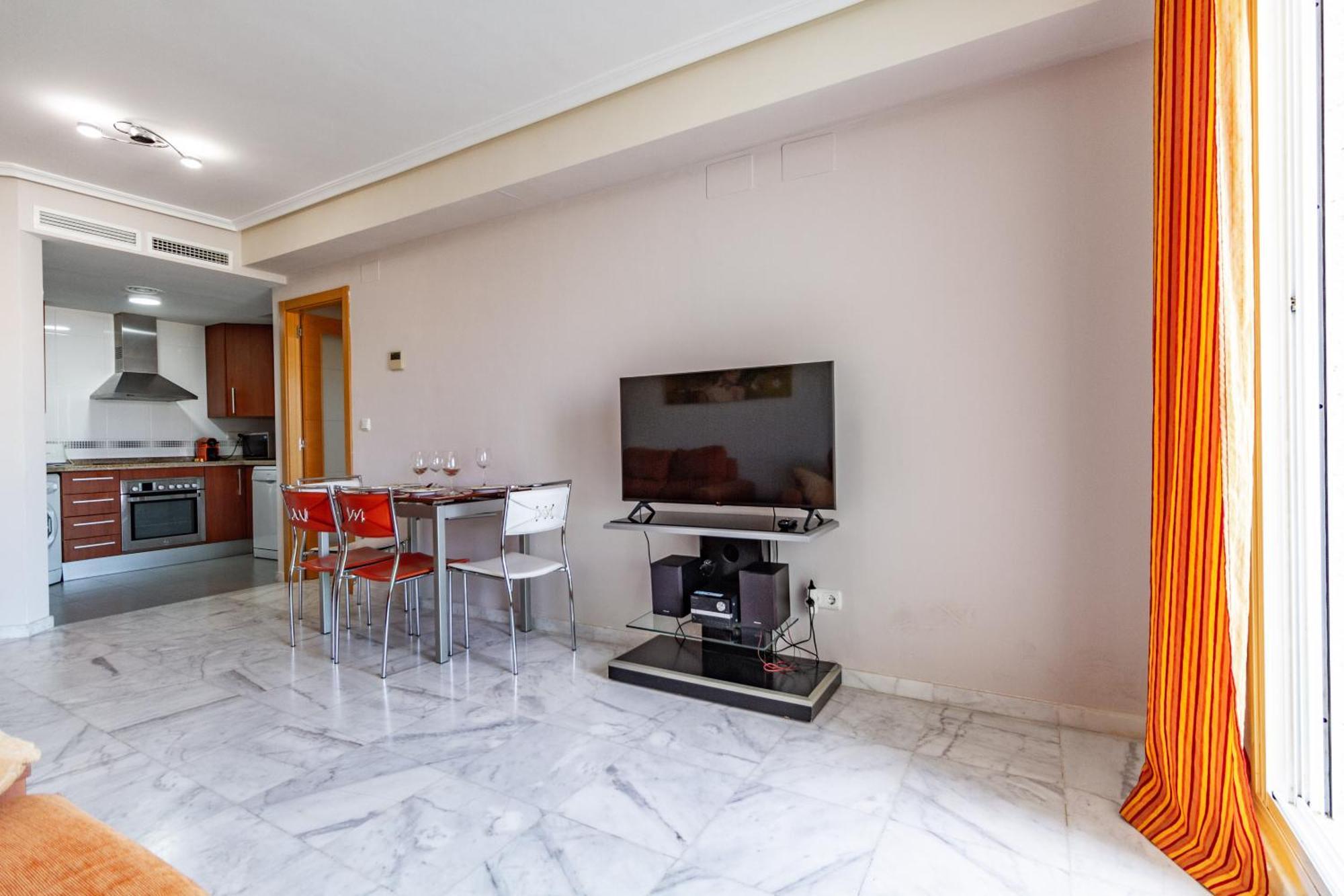 Apartment Vilapark With Pool, Free Parking, Terrace, Beach Μπένιντορμ Εξωτερικό φωτογραφία